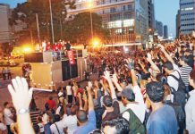Transportadores de valores decidem pelo fim da greve no Paraná